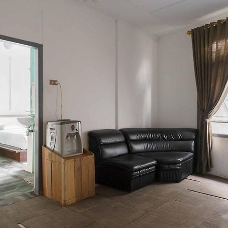 Urbanview Hotel Ananda Syariah By Reddoorz Bukittinggi Exteriér fotografie