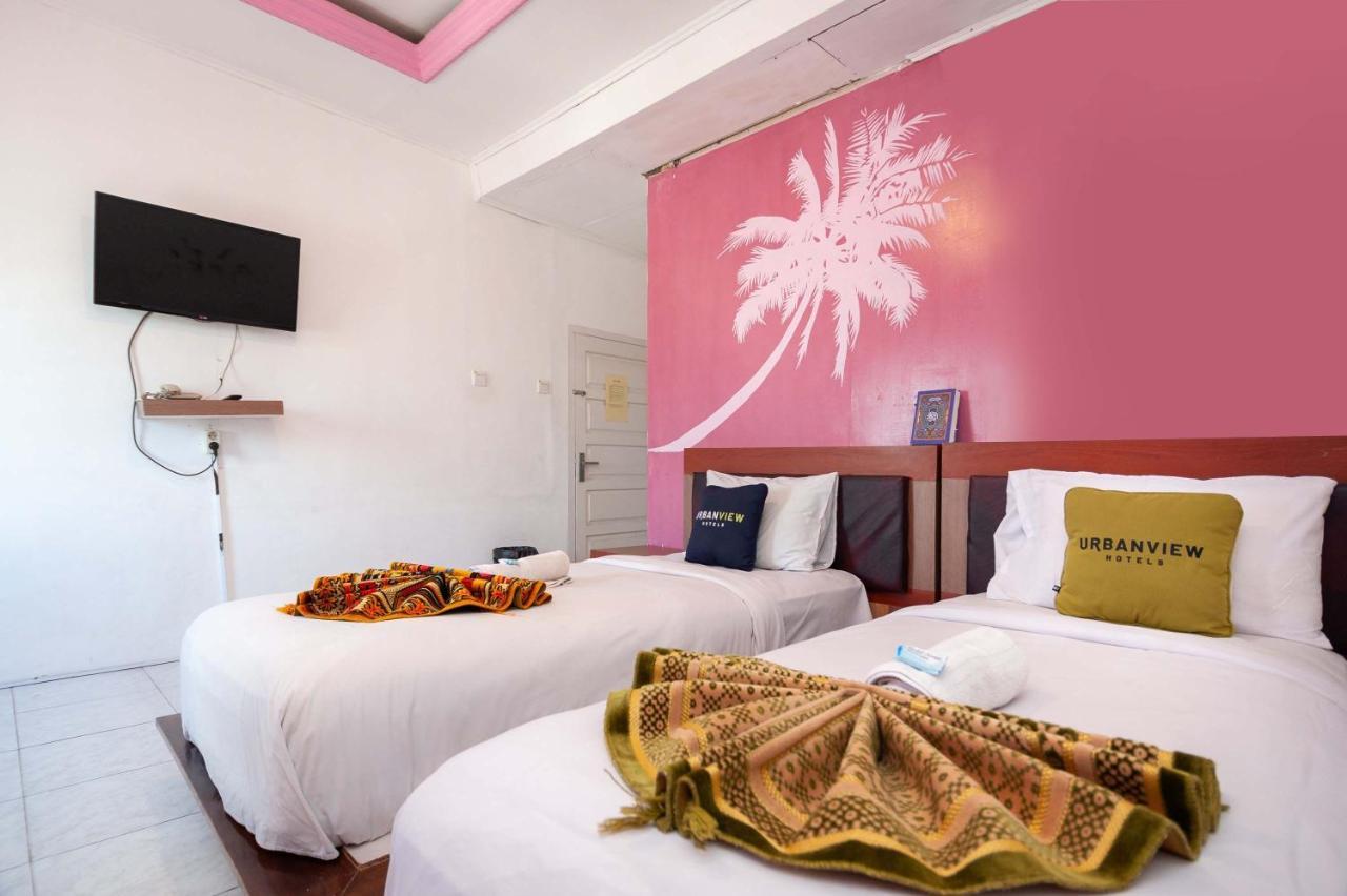 Urbanview Hotel Ananda Syariah By Reddoorz Bukittinggi Exteriér fotografie