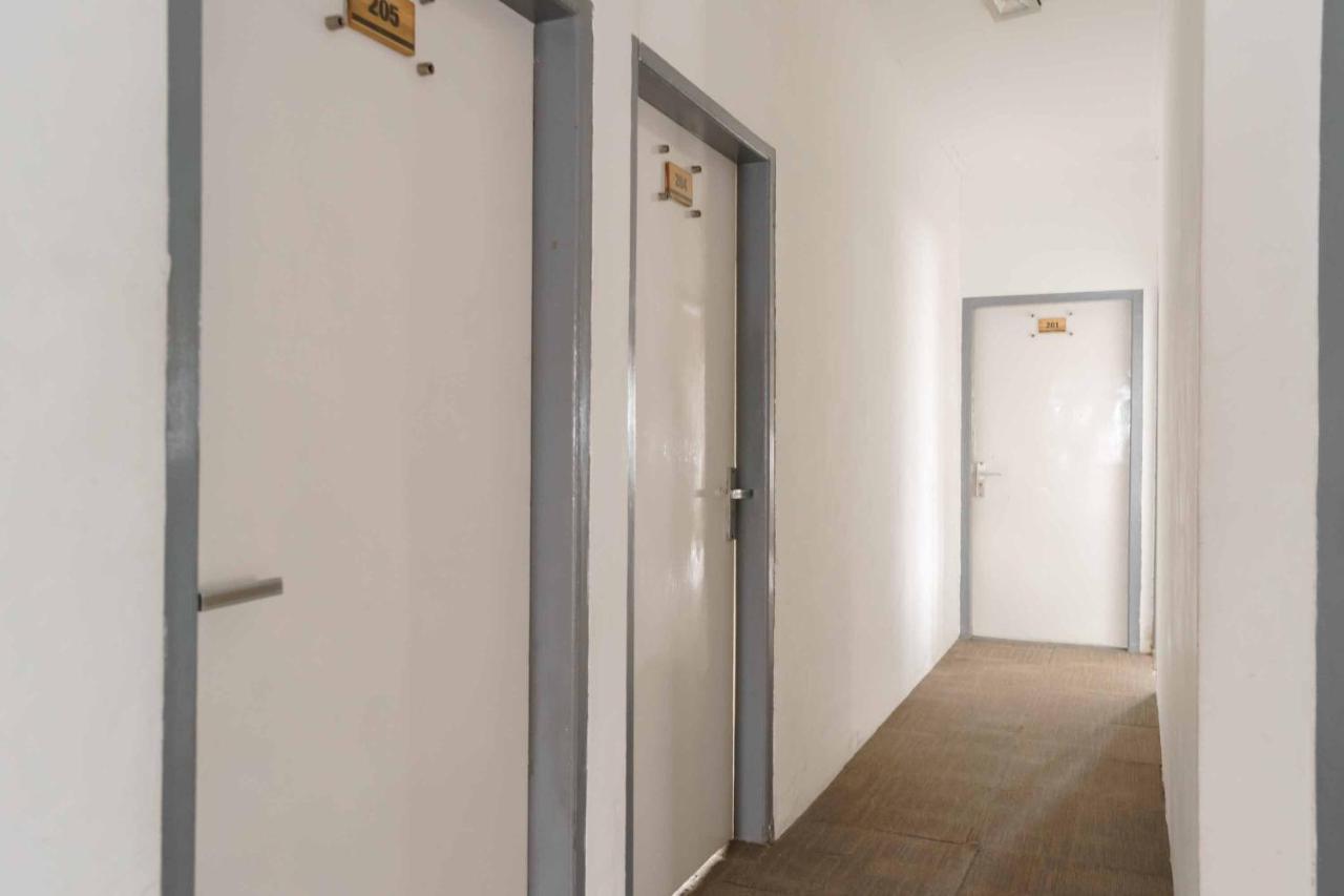 Urbanview Hotel Ananda Syariah By Reddoorz Bukittinggi Exteriér fotografie