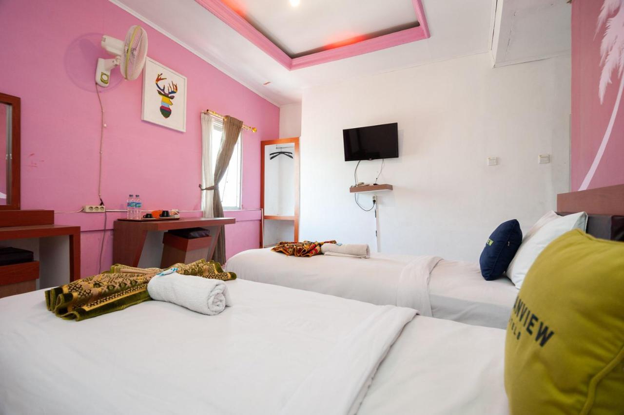 Urbanview Hotel Ananda Syariah By Reddoorz Bukittinggi Exteriér fotografie