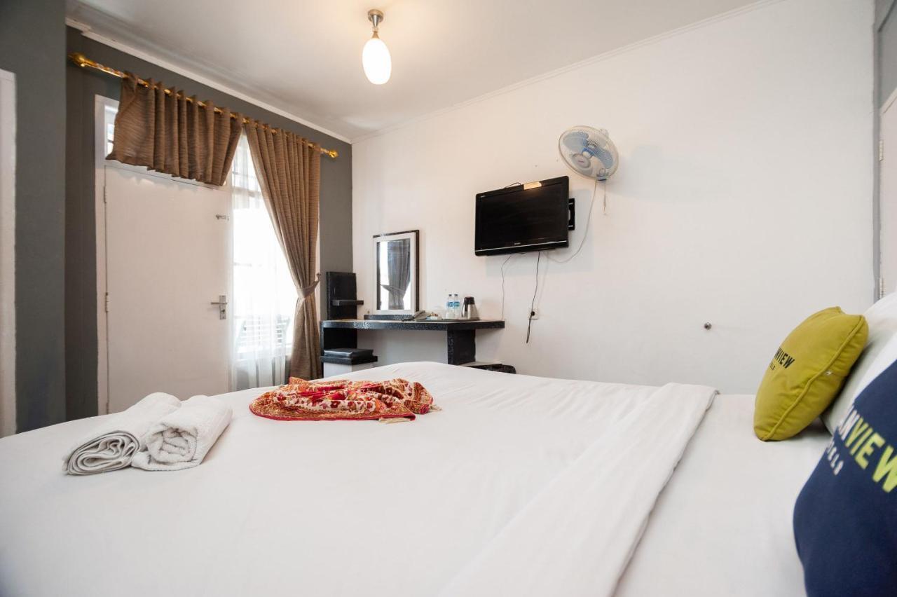 Urbanview Hotel Ananda Syariah By Reddoorz Bukittinggi Exteriér fotografie